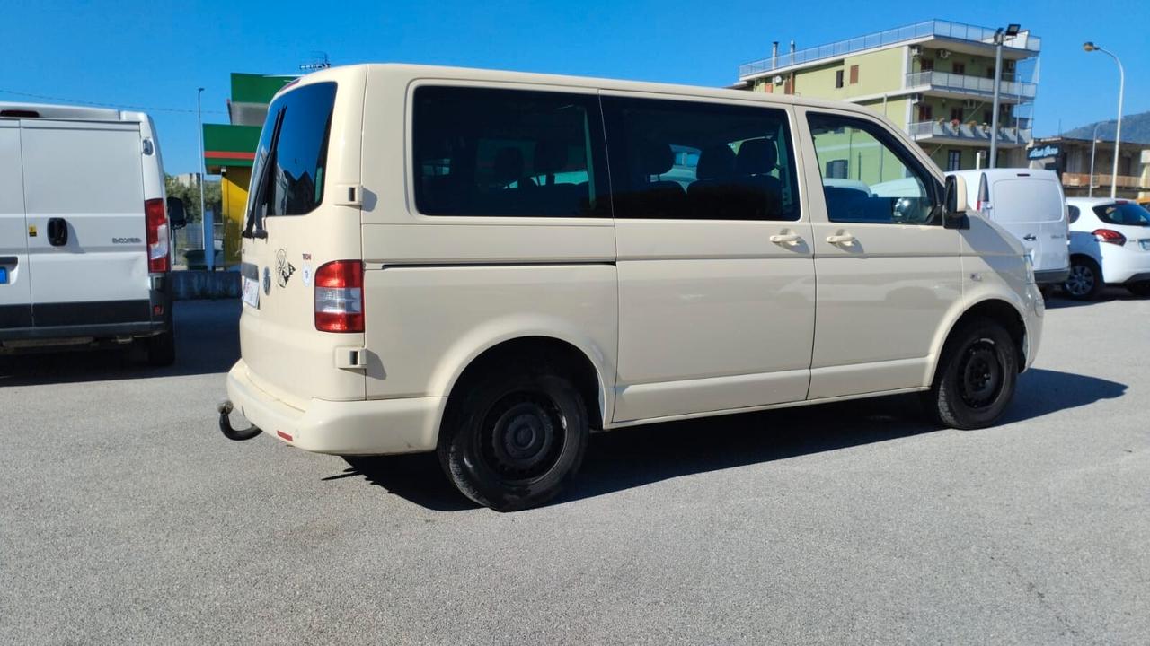 Volkswagen Transporter 2.0 TDI 140CV PL Kombi