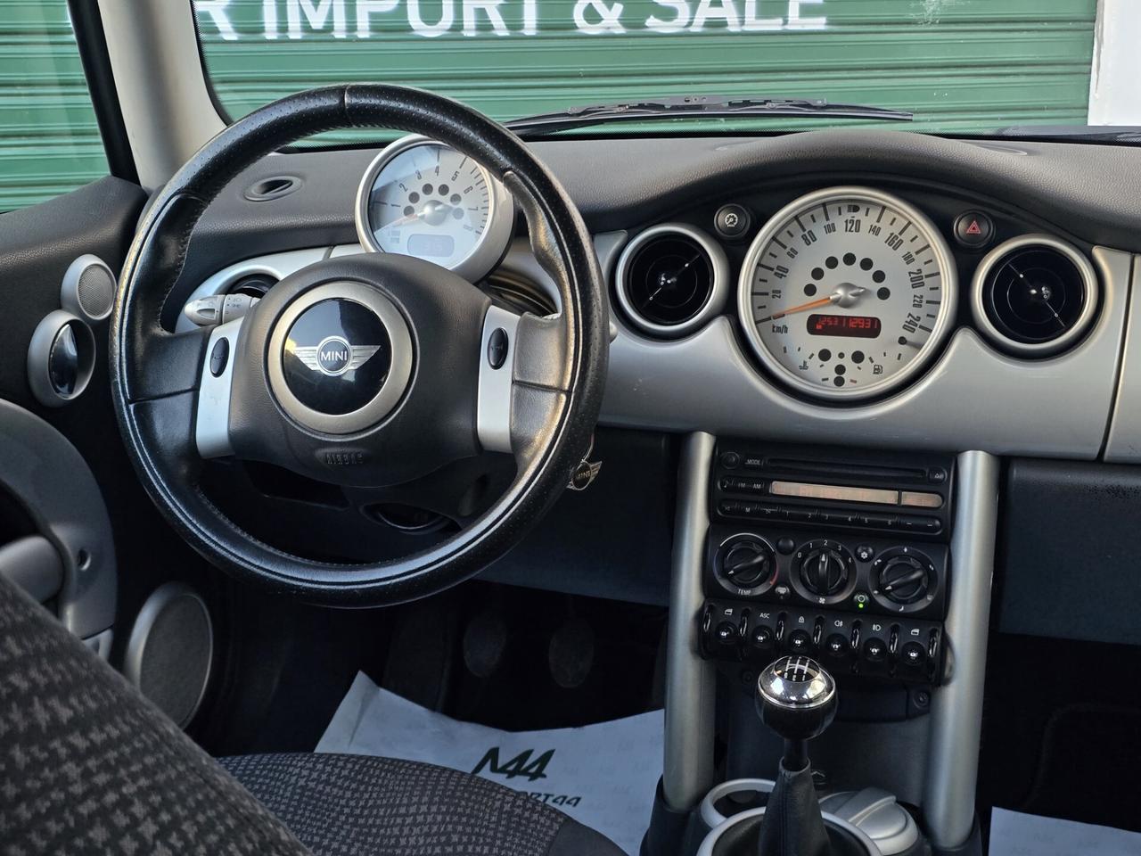 Mini 1.6 16V Cooper R50