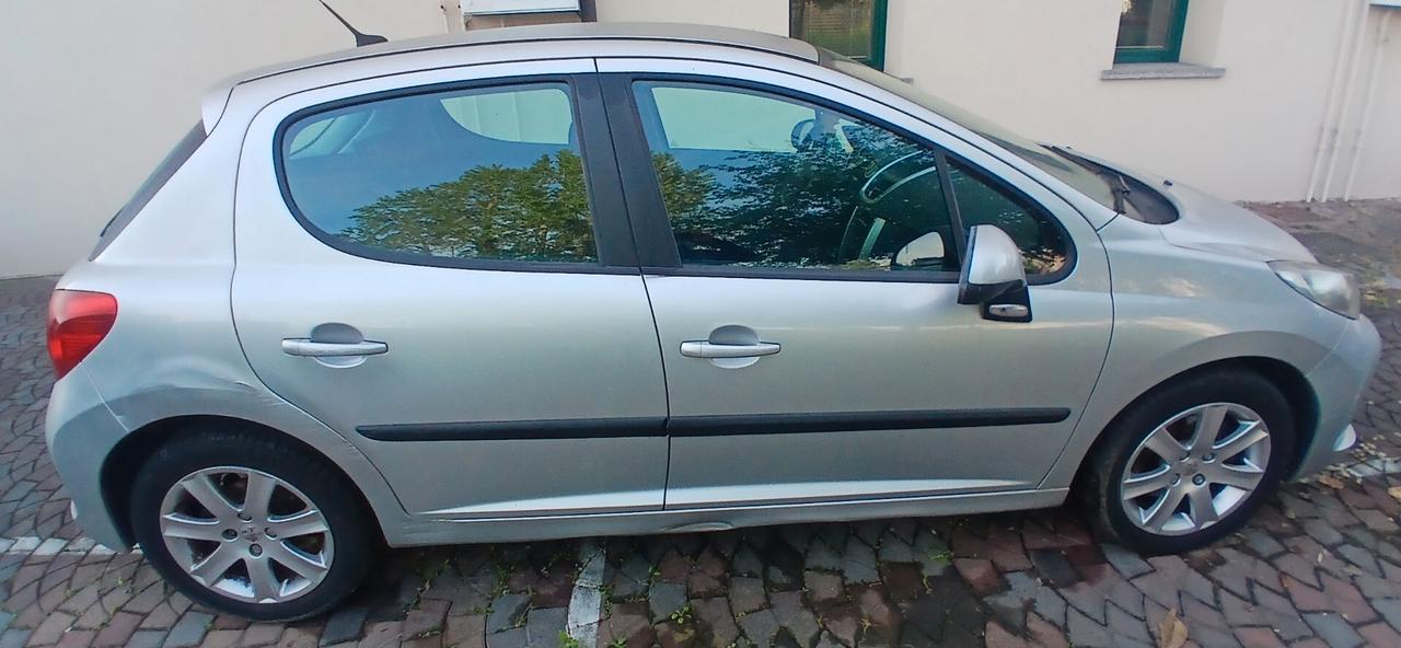 Peugeot 207 1.6 HDi neopatentati