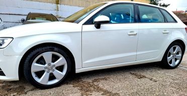 AUDI A3 SPB 2.0 TDI Ambition 150CV