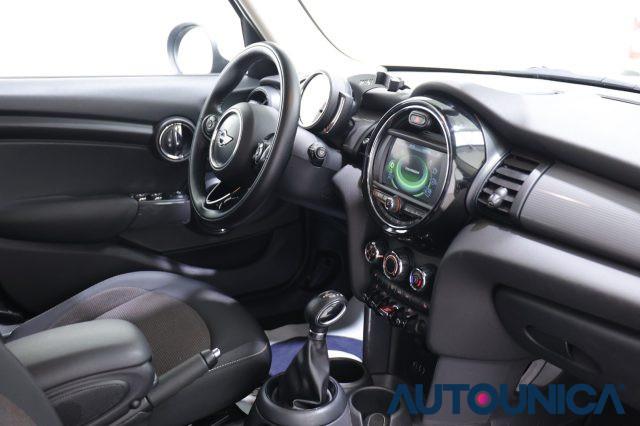 MINI Cooper 1.5 COOPER BOOST 5 PORTE AUTOMATICA