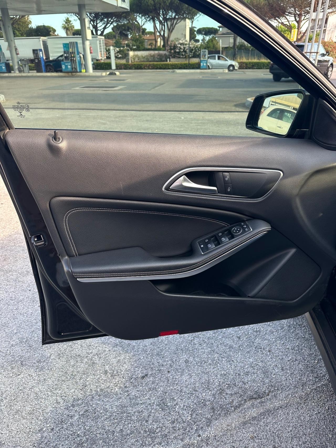 Mercedes-benz GLA 200 d Automatic Business