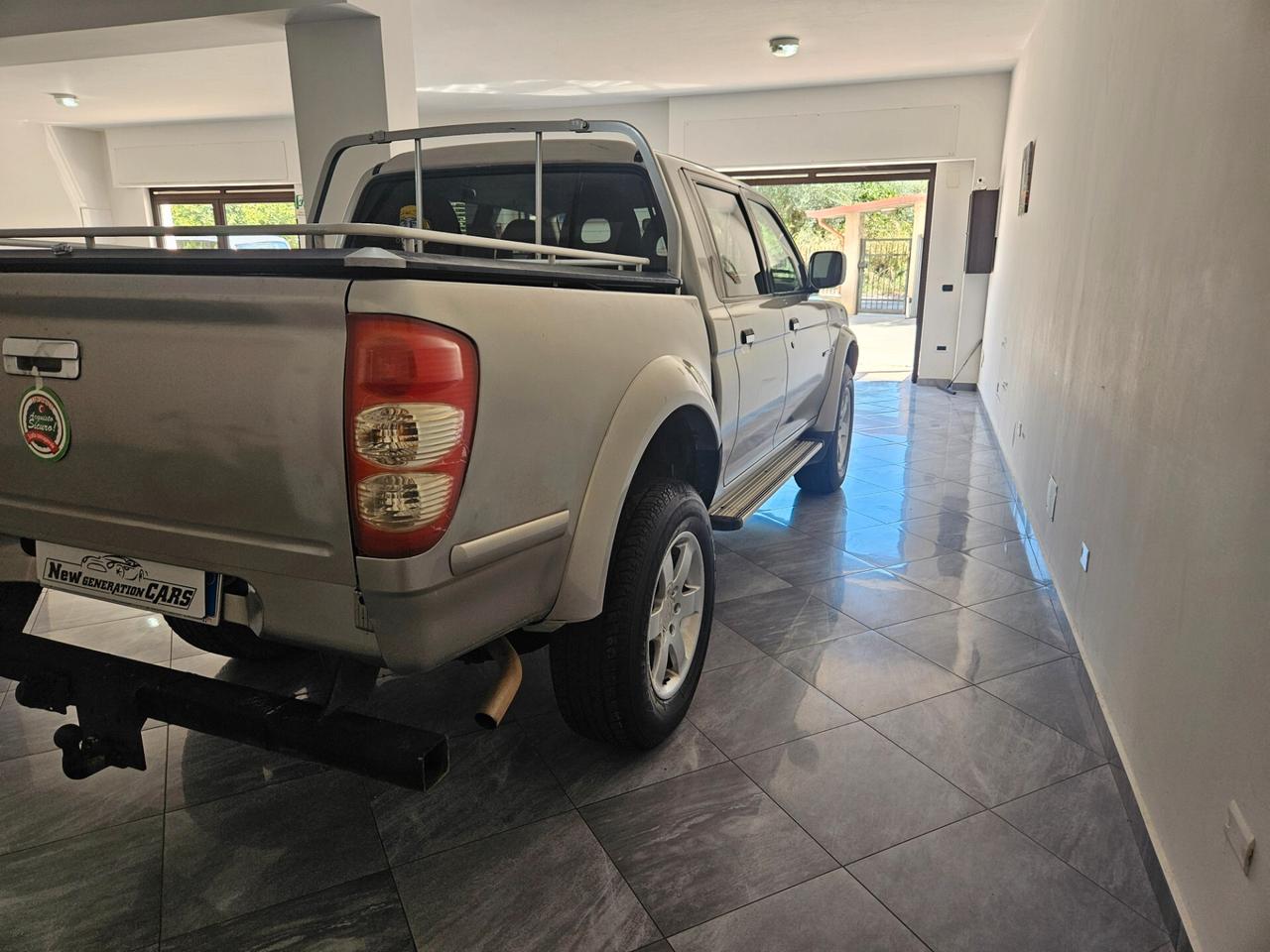 Mitsubishi L200 2.5 TDI 4WD Double Cab Pick-up GLS