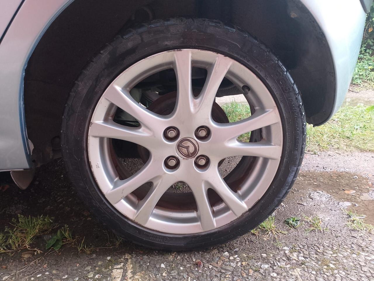 Mazda 2 1.3 16V 86CV 5p. Play