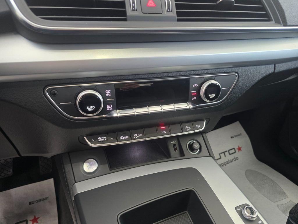 Audi Q5 Sportback 40 2.0 tdi mhev 12V S line quattro s-tronic