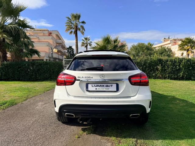 MERCEDES-BENZ GLA 200 d Automatic 4Matic Premium