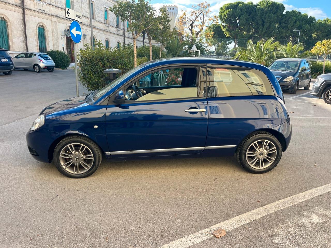 Lancia Ypsilon 1.2 Diva X Neo Patentati