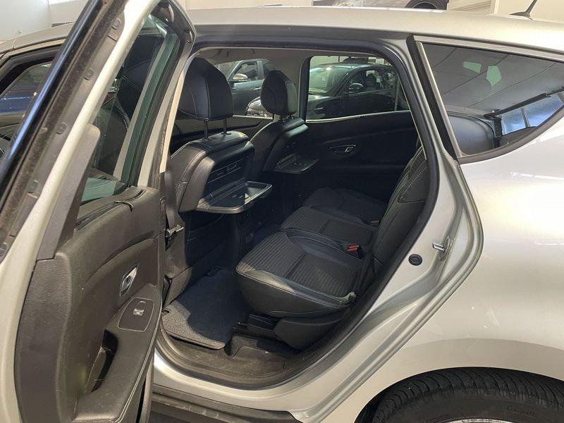 Renault Scénic dCi 8V 110CV Energy Bose