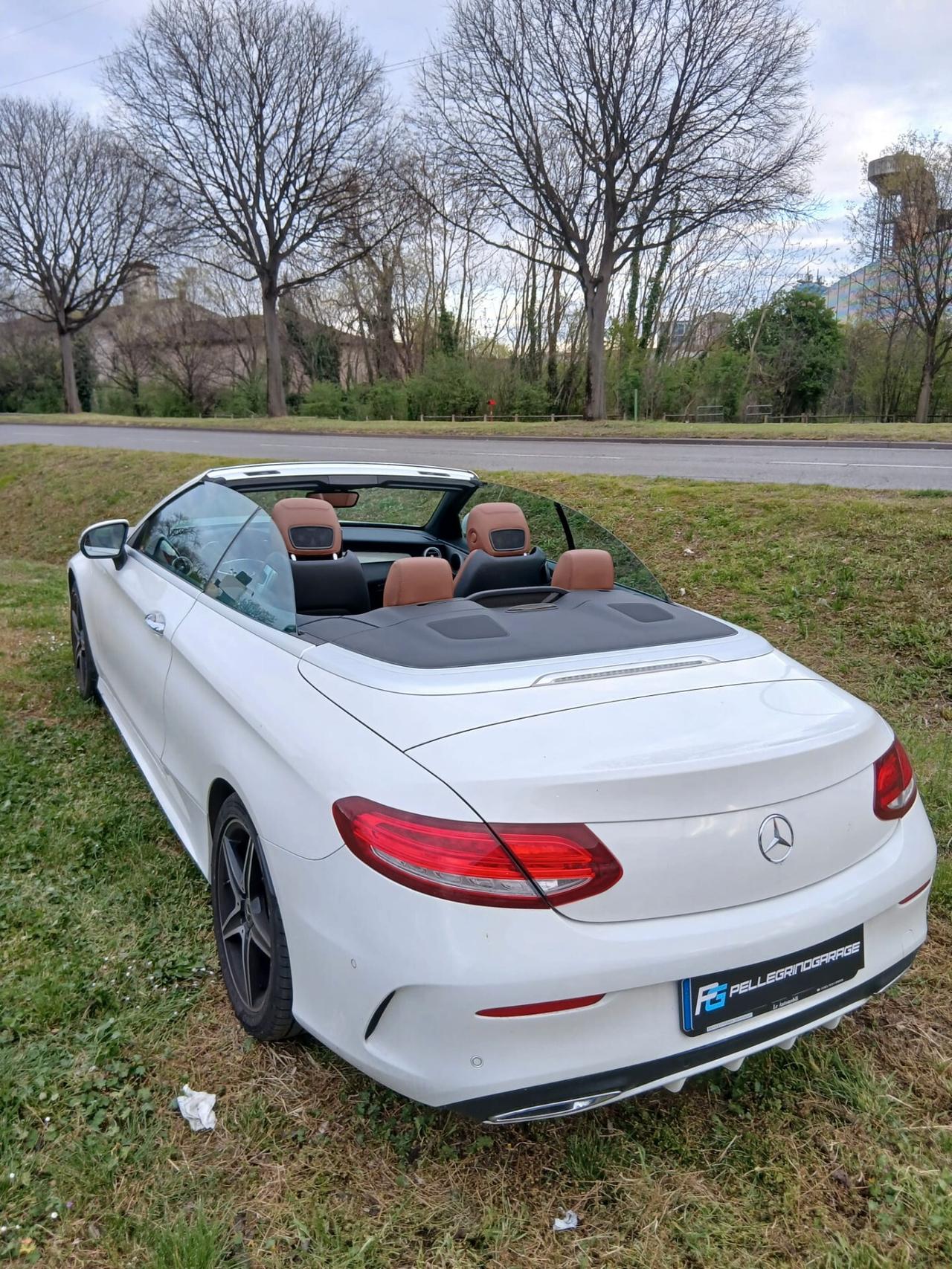 Mercedes-Benz C 220 Cabrio 4Matic Premium AMG Pack 170cv