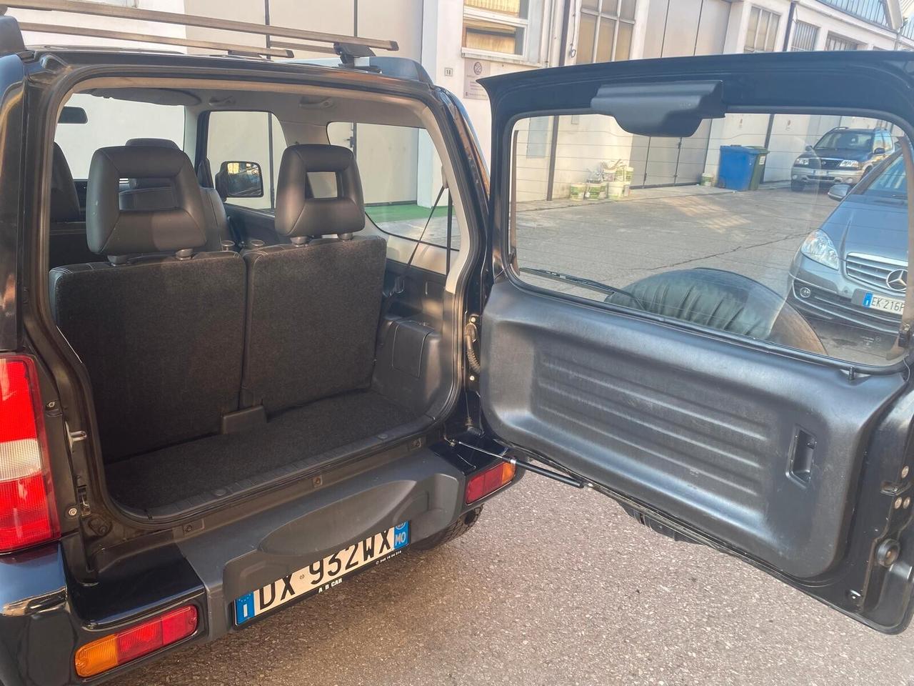 Suzuki Jimny 1.3i 16V 4WD Special - 1 PROP. - GARANZIA 12 MESI