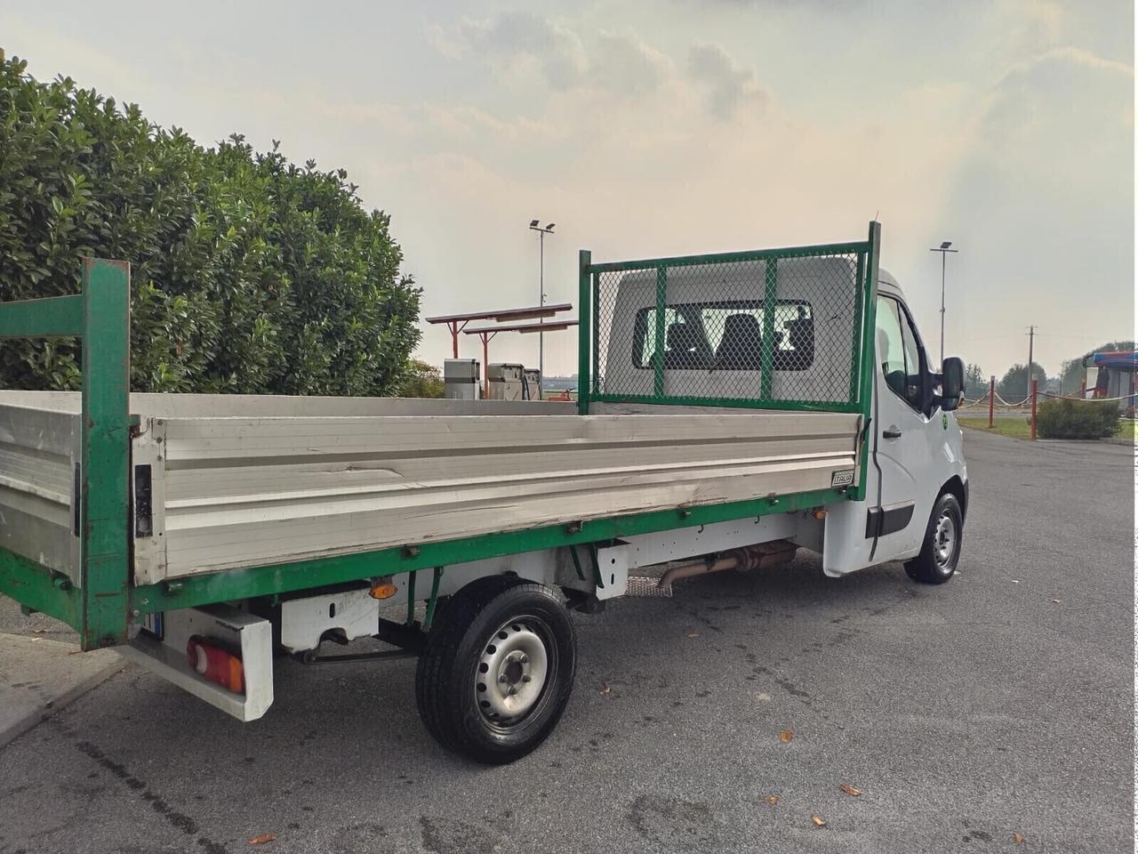 Renault Master T35 2.3 dCi 2015