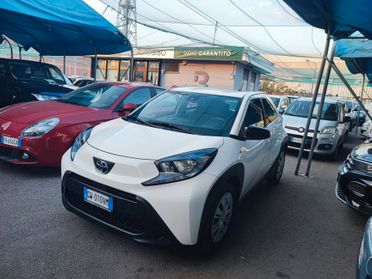Toyota Aygo X 1.0 VVT-i 72 CV 5 porte Lounge Air