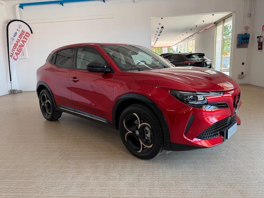 Alfa Romeo Junior 1.2 145 CV Hybrid eDCT6 Q4 Intensa Km 1200 ROSSO BRERA 4X4