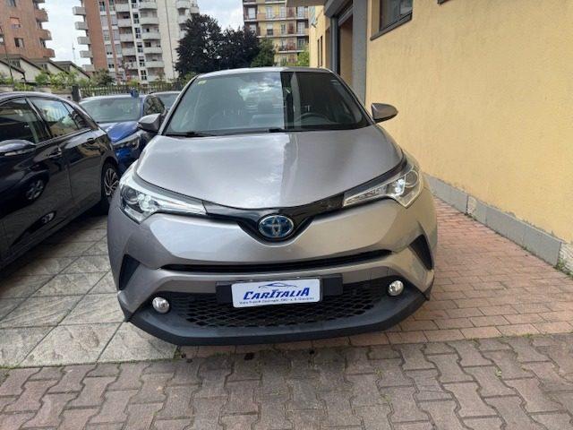 TOYOTA C-HR 1.8 Hybrid E-CVT Business