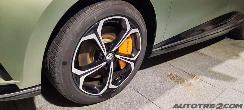 MG MG4 NUOVA MG4 E Standard 49 KWh TUA DA € 20200!! DETAX