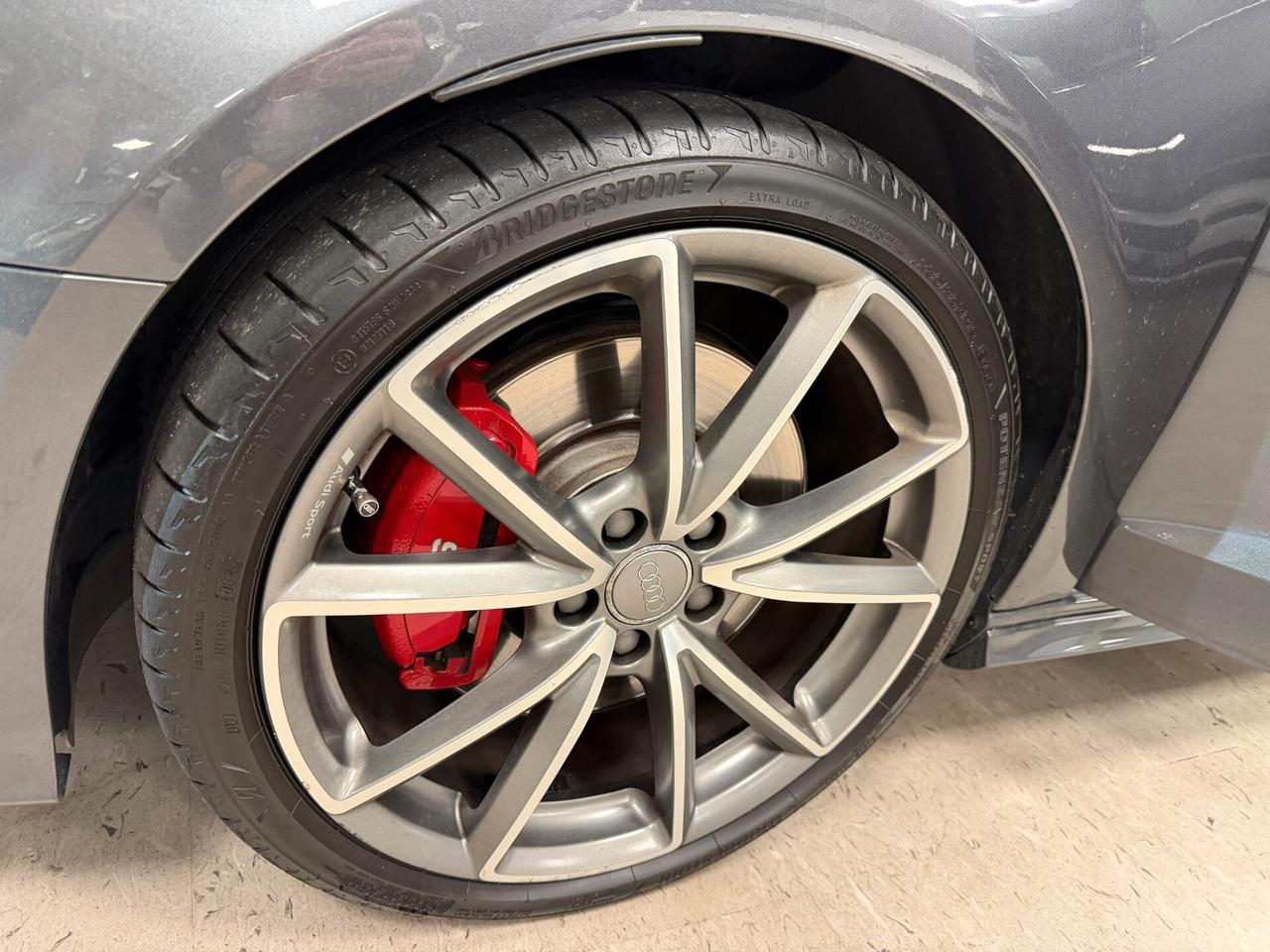 Audi S3 SPB 2.0 TFSI quattro S tronic