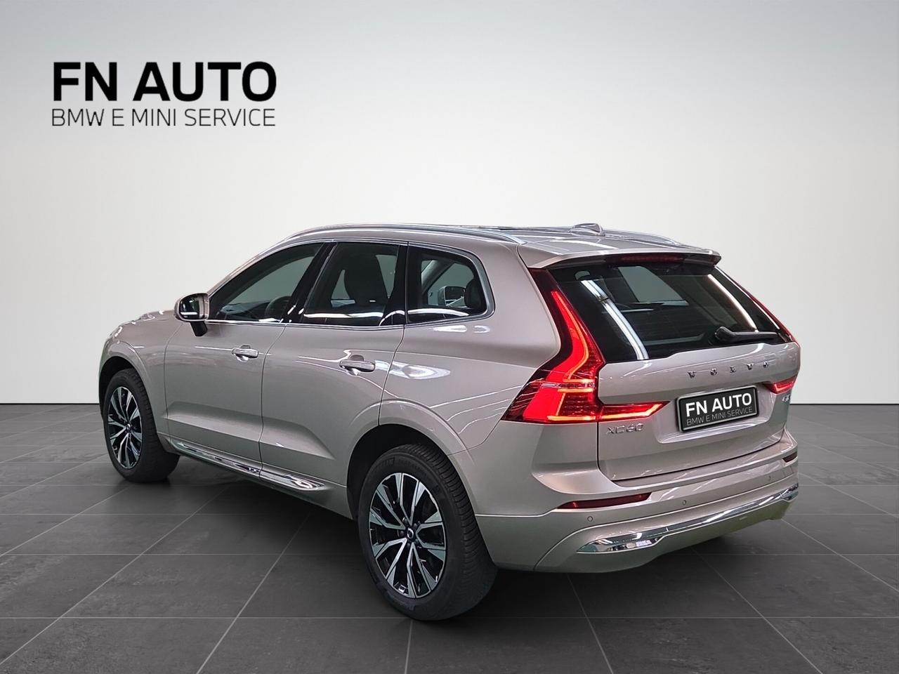 Volvo XC60 B4 (d) AWD automatico Plus Bright