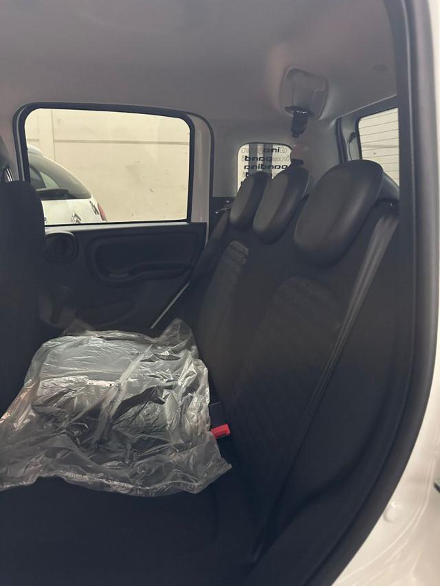 FIAT Panda New Panda 1.0 FireFly S&S Hybrid Pandina