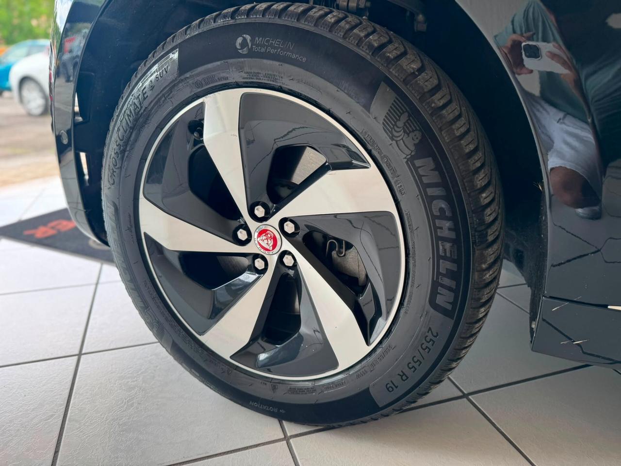 Jaguar F-Pace 2.0 D 204 CV AWD aut. R-Dynamic HSE