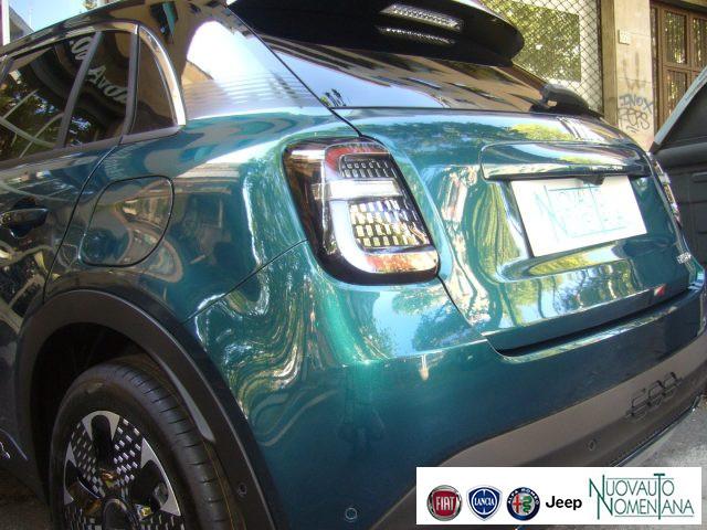 FIAT 600 Hybrid 110CV DCT6 MHEV La Prima NAVI / TELECAMERA