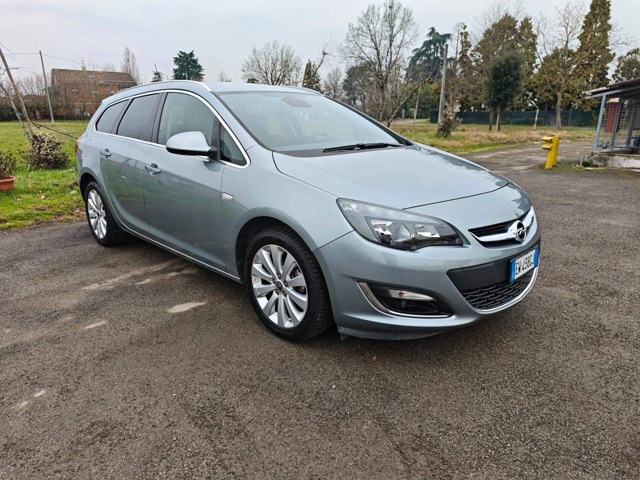 Opel Astra 1.4 Turbo 140CV Sports Tourer GPL Tech Cosmo