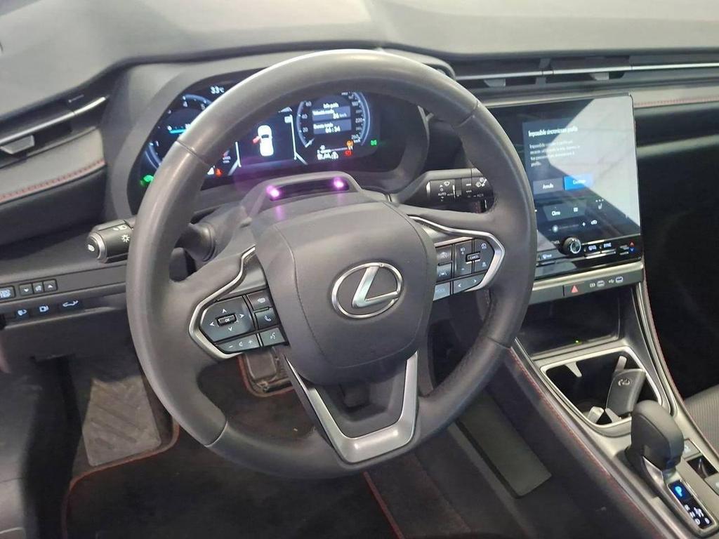 Lexus LBX 1.5 Hybrid Emotion 2WD