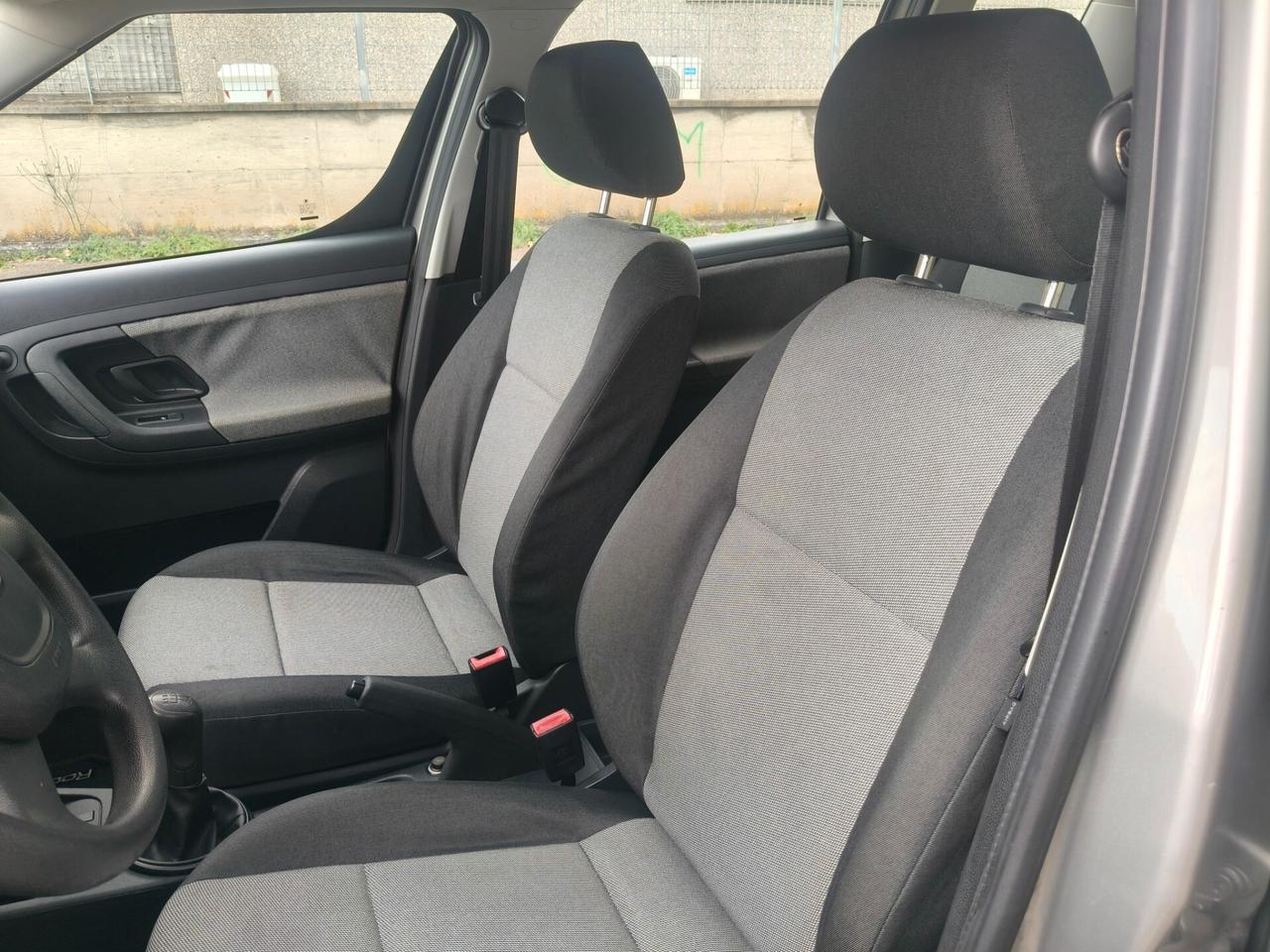 Skoda Roomster 1.2 SOLAMENTE 73.000 KM