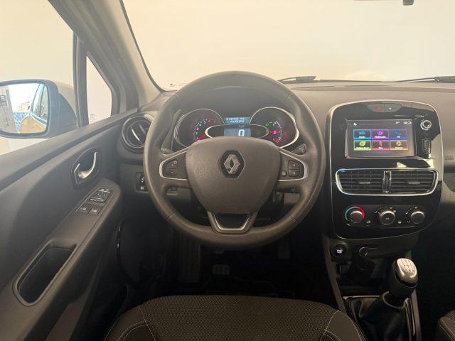 RENAULT Clio 1.2 75 CV 5 porte Duel