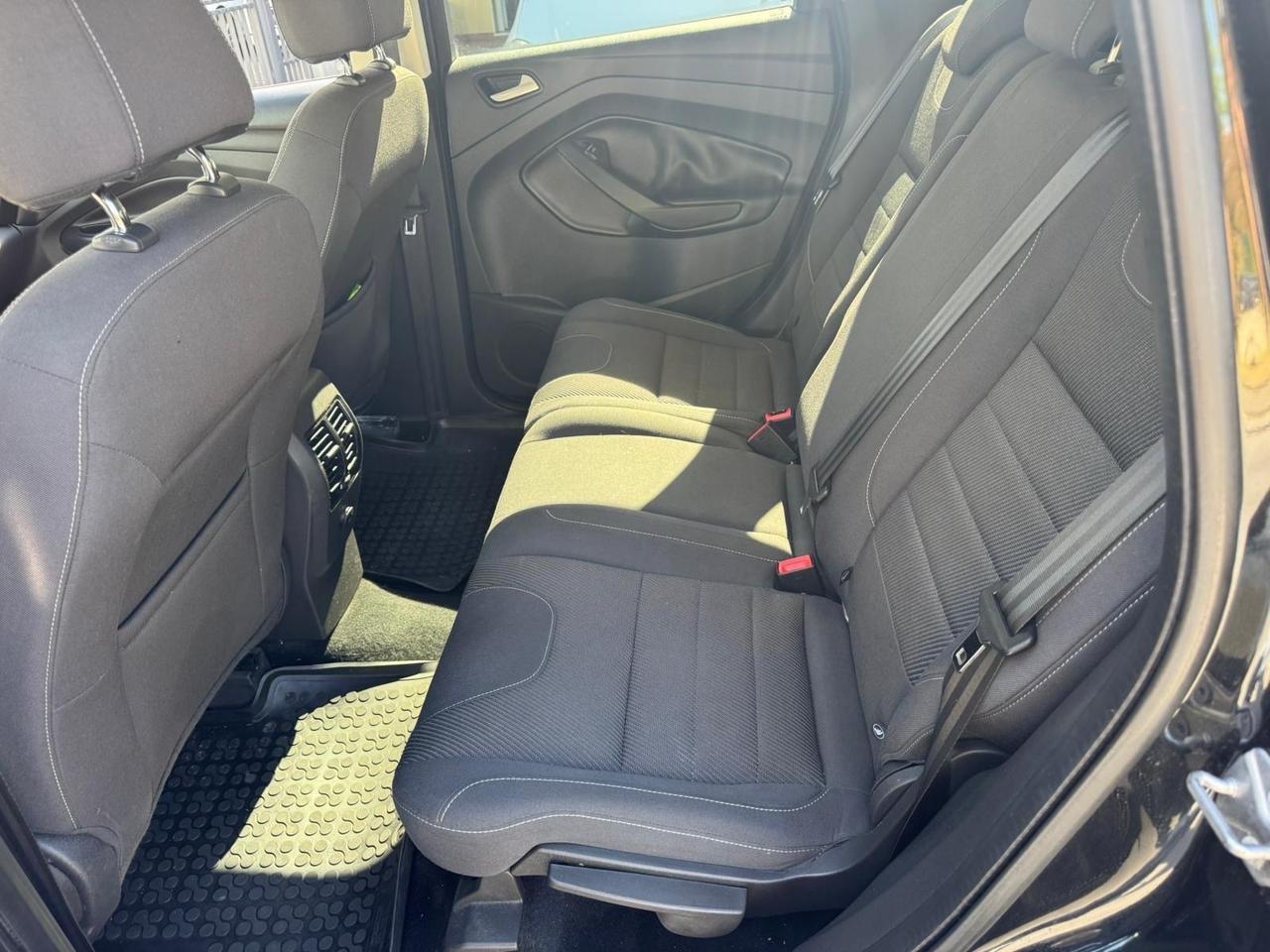 Ford Kuga 2.0 TDCI 163 CV 4WD Powershift Titanium