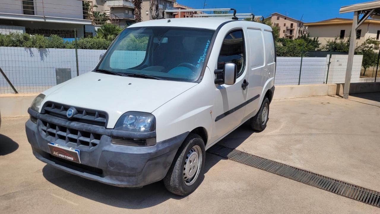 Fiat Doblo 1.9 JTD 101cv Cargo Lamierato SX