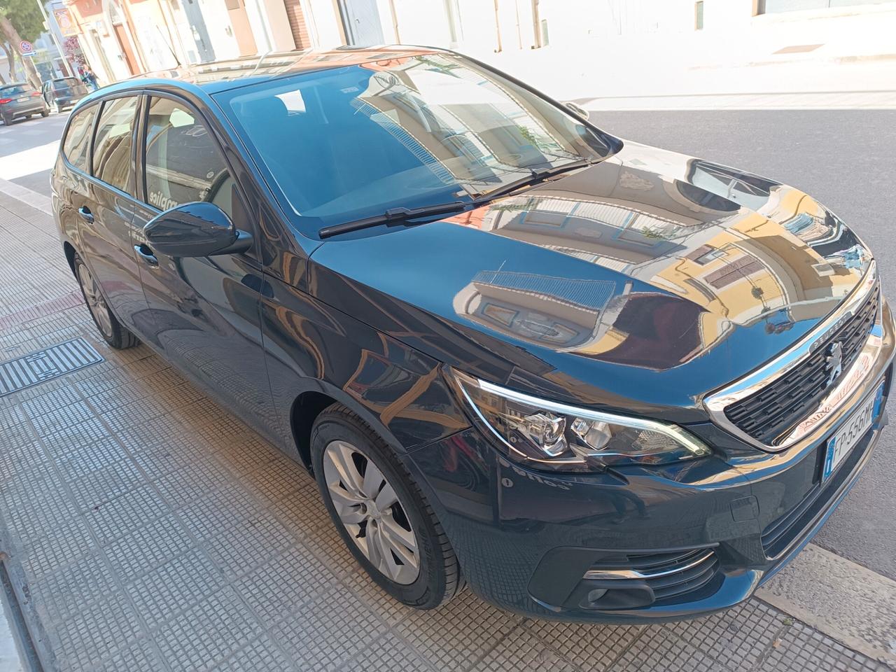 Peugeot 308 1600 BlueHDi 100 CV SW Business NAVI