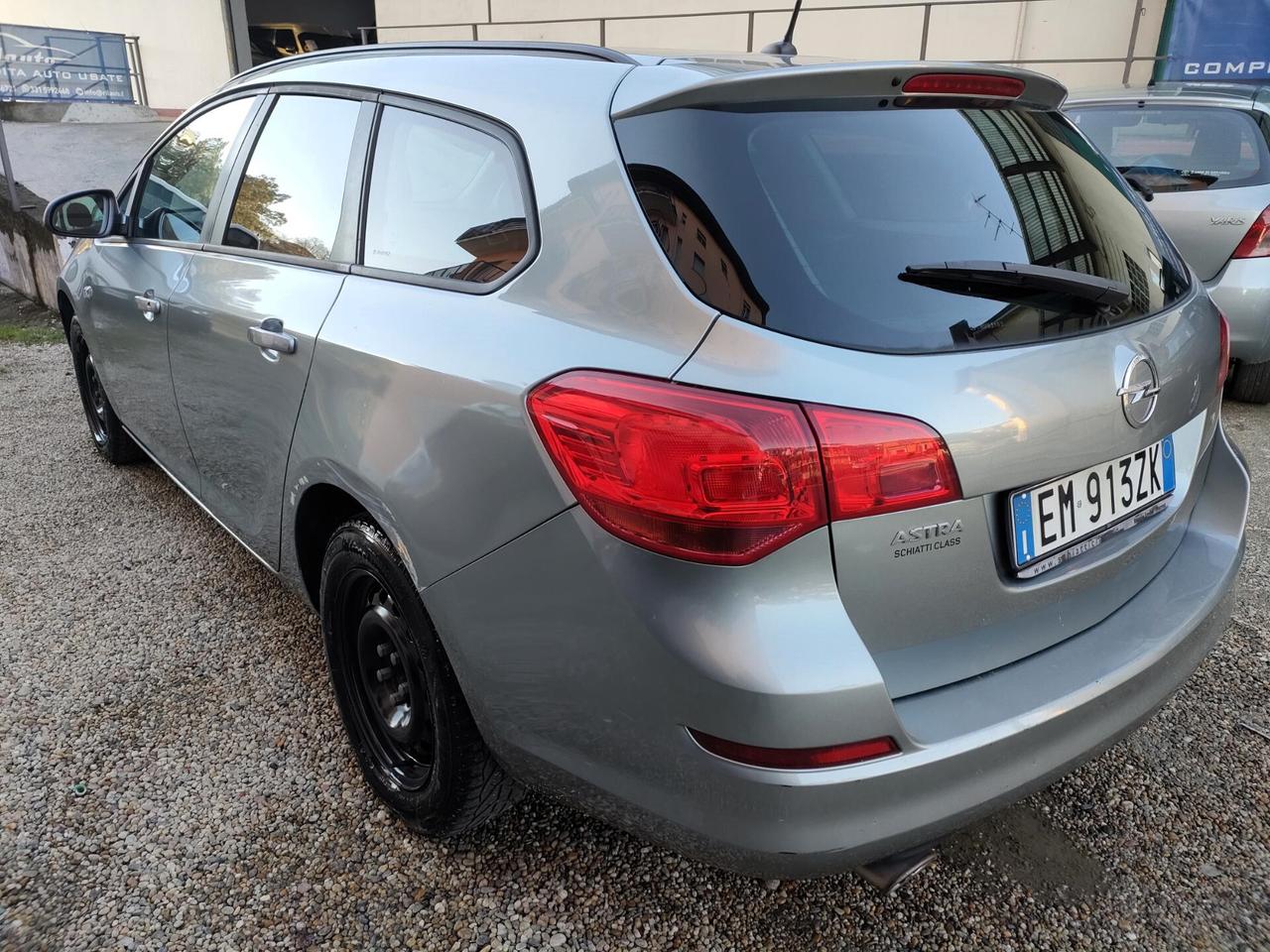 Opel Astra SW 1.4 t Cosmo Gpl 2032