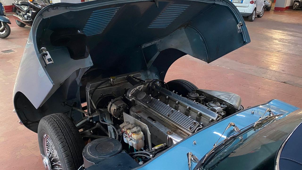 Jaguar E-Type 4.2