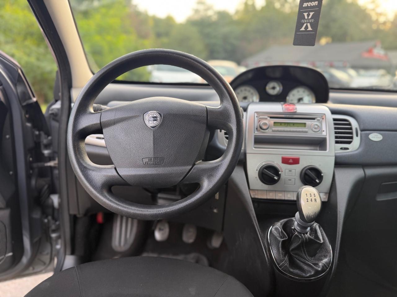 Lancia Ypsilon 1.2 Argento*Neopatentati*