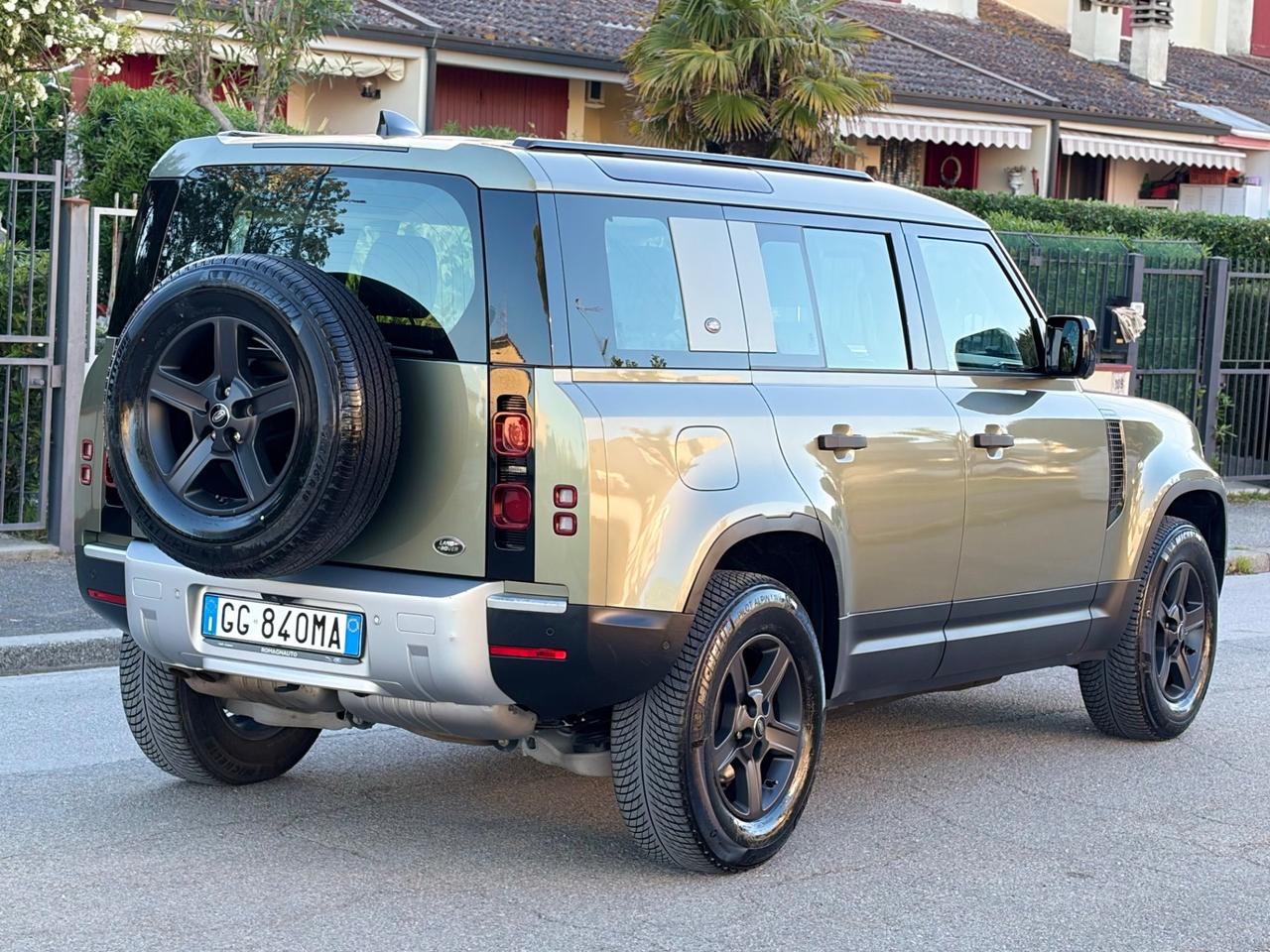 Land Rover Defender 90 3.0D I6 200 CV AWD Auto HSE