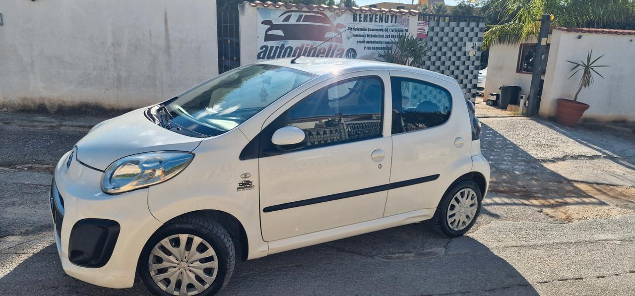 Citroen C1 1.0 3p. Van Attraction