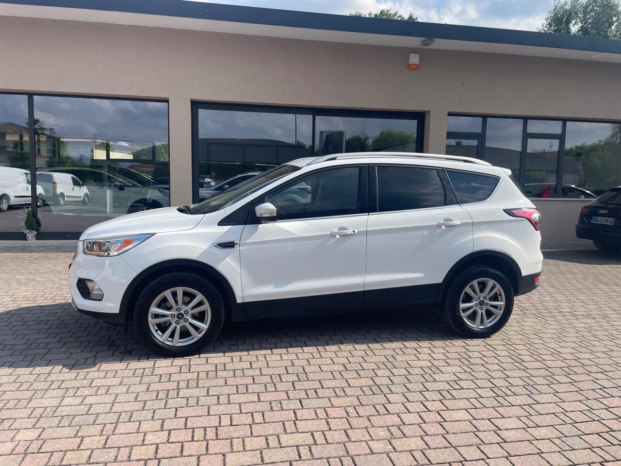 Ford Kuga 1.5 EcoBoost 120 CV S&S 2WD Titanium
