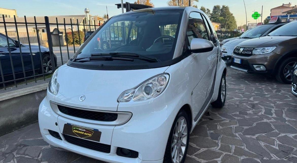 Smart ForTwo 1000 52 kW coupé passion