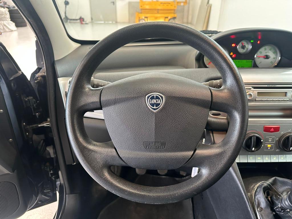 Lancia Ypsilon Ypsilon II 1.2 8v Argento