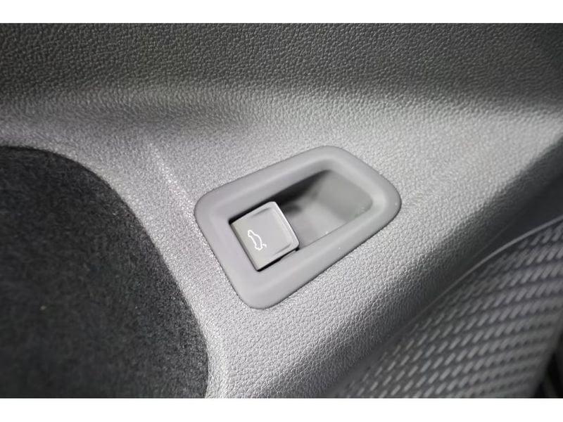 Volkswagen Golf Golf Variant 2.0 TDI 150 CV DSG SCR R-Line BLACK STYLE LED CAMERA HEAD-UP