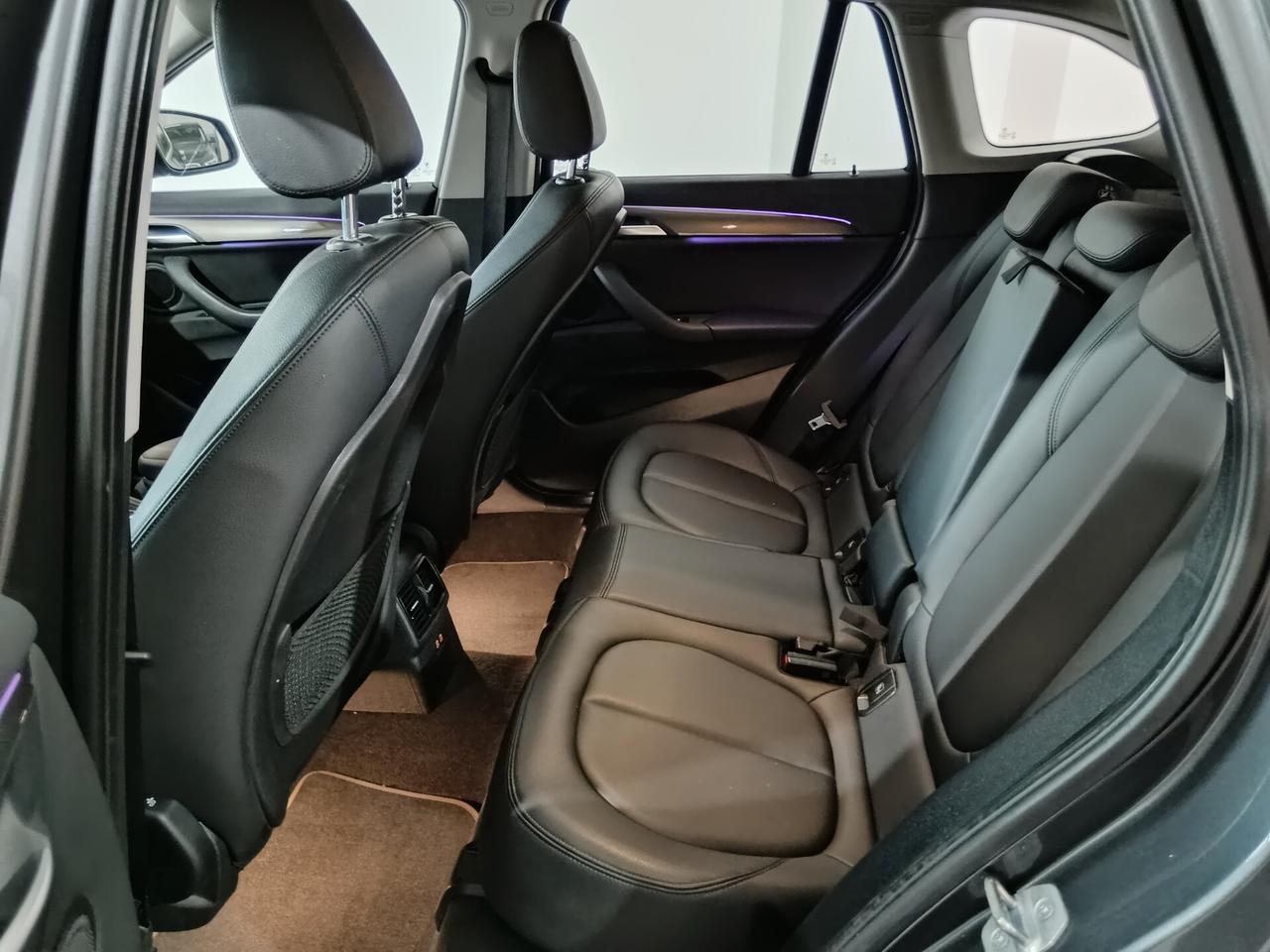 BMW X1 SDRIVE18D XLINE