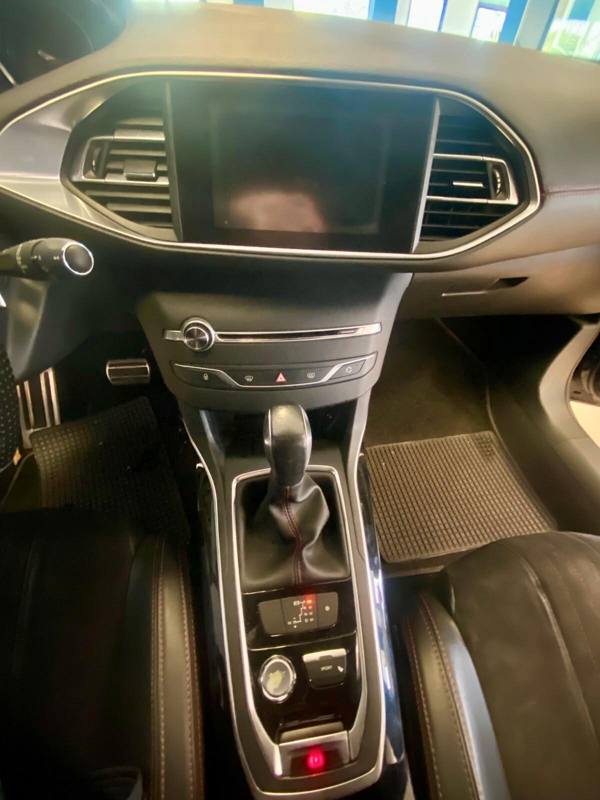 Peugeot 308 BlueHDi 180 S&S EAT6 GT