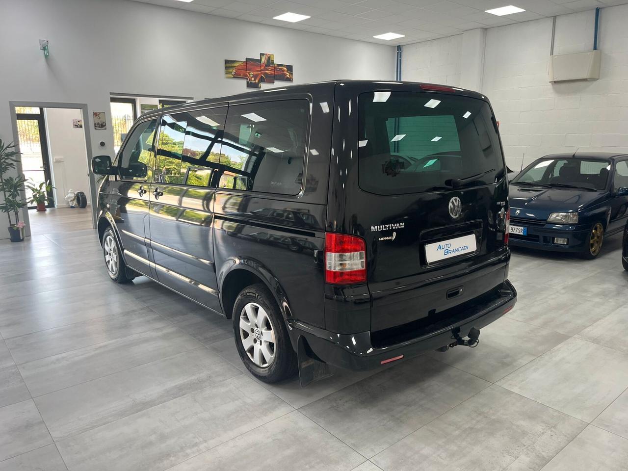 Volkswagen T5 Multivan 2.5 tdi Highline 130cv 7 POSTI