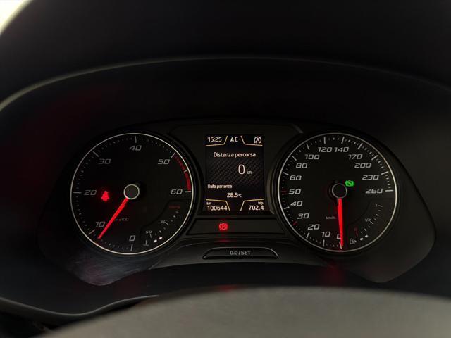 SEAT Leon 1.6 TDI 110 CV DSG ST