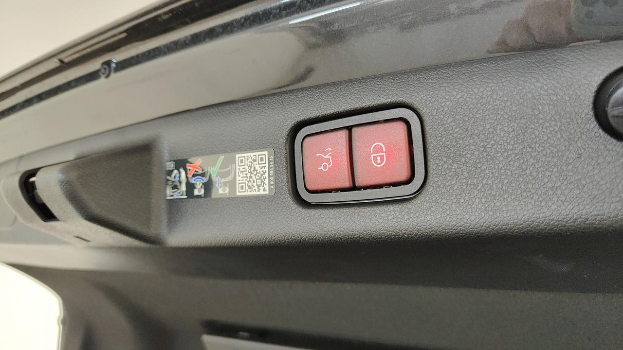 Mercedes-Benz E 300 de phev AMG Line Premium Plus 4matic auto