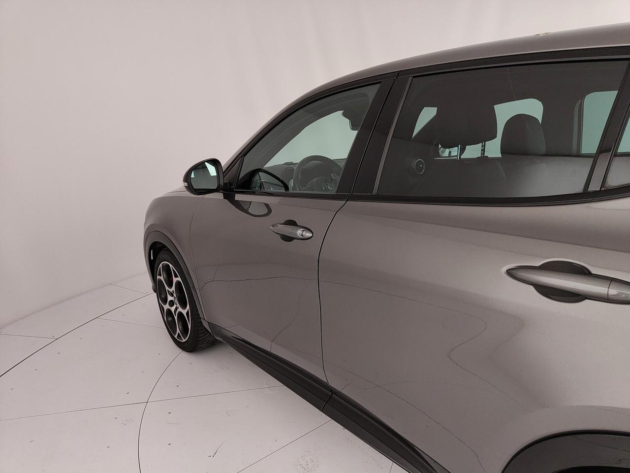 Alfa Romeo Tonale 1.6 diesel 130 CV TCT6 Veloce