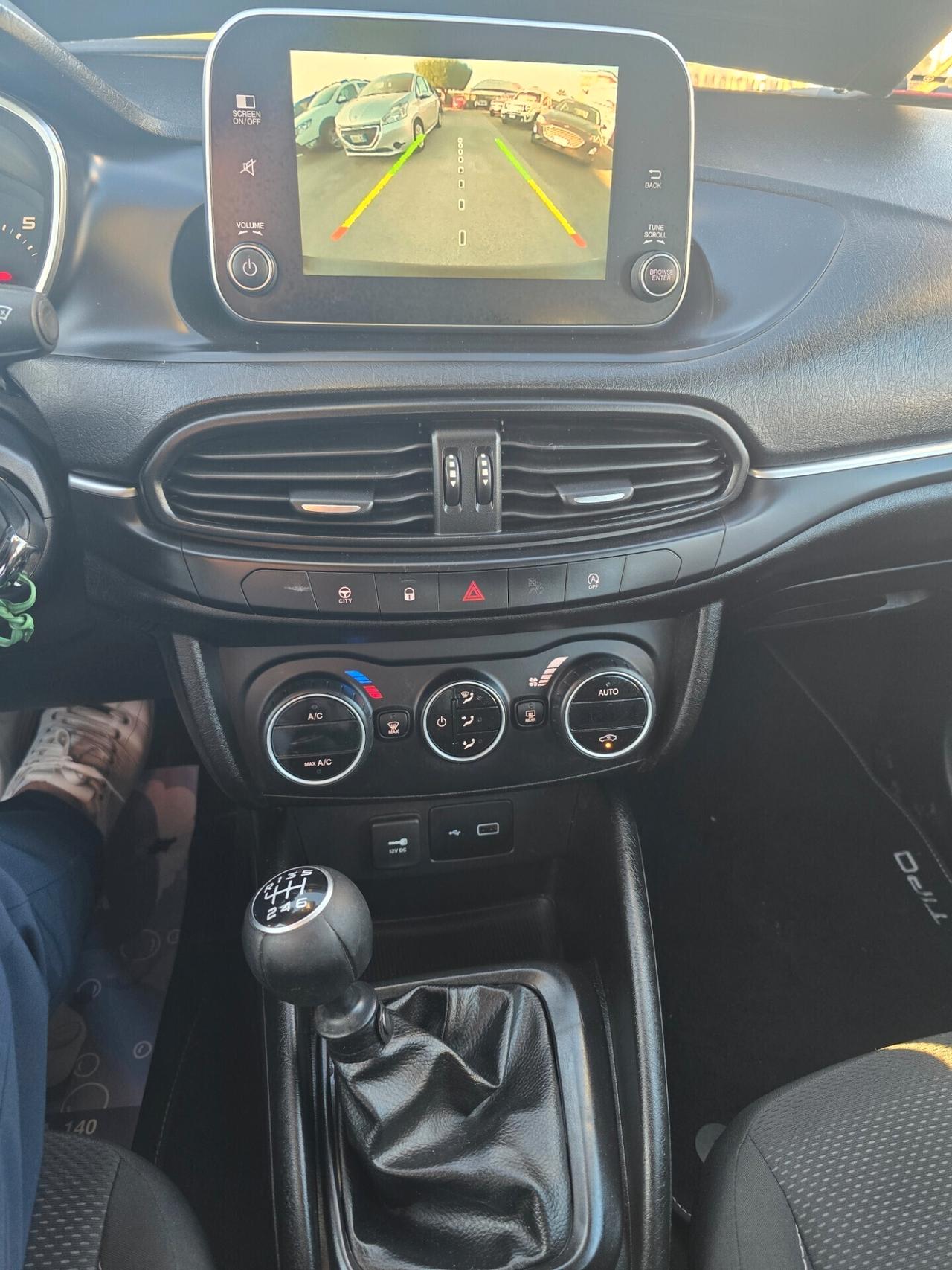 Fiat Tipo 1.4 T-Jet 120CV SW Lounge