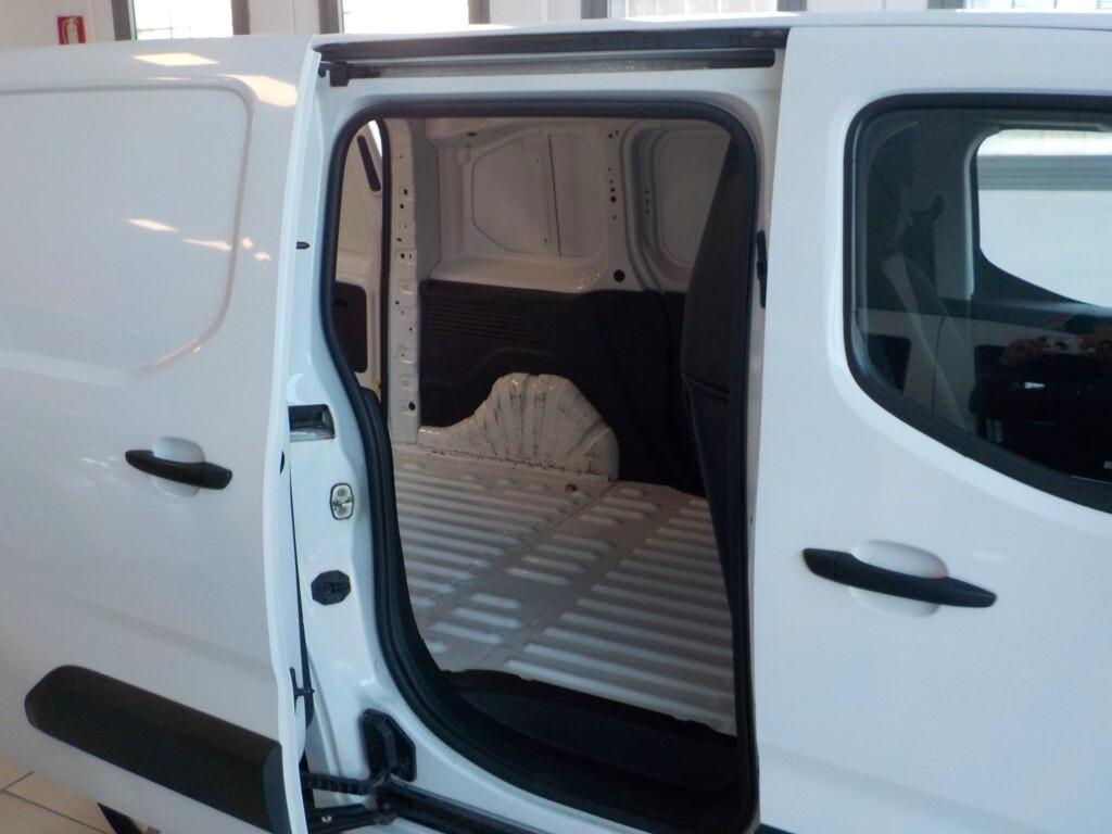 Peugeot Partner BlueHDi 130 EAT8 S&S PC - Autocarro lamierato 3 posti - Cambio automatico