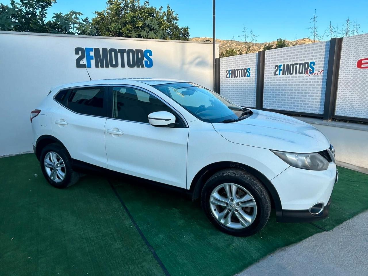 Nissan Qashqai 1.6 dCi N-Connecta 2WD 130cv xtronic E6