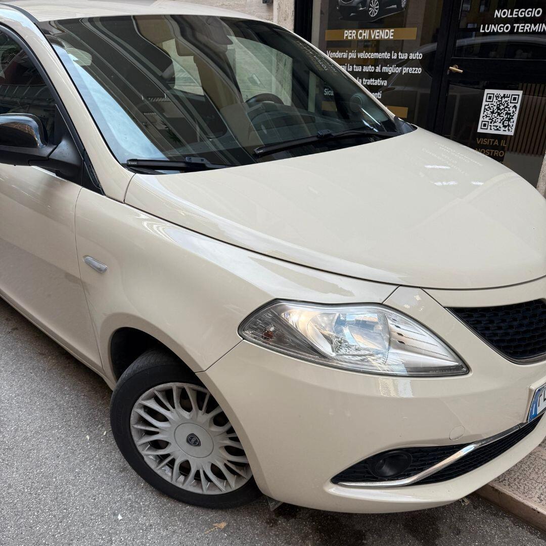 Lancia Ypsilon 1.2 GPL **NEOPATENTATI**